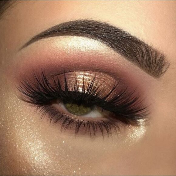 Tom Ford African Violet Eyeshadow Quad (Purple, Coral, Gold, Brown) - Picture 7 of 17